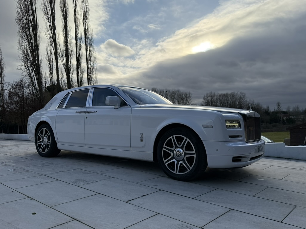 Rolls royce Phantom Series II WEDDING CAR HIRE