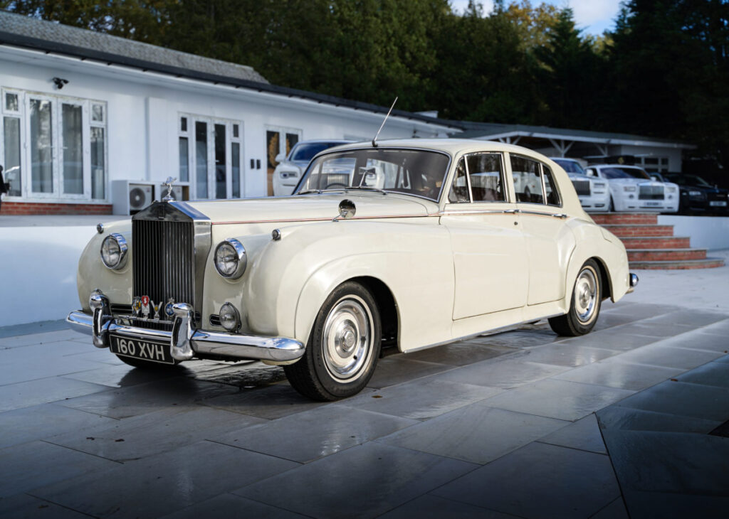 Rolls royce cloud for Hire